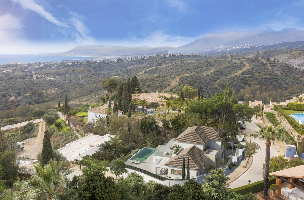 Se vende Villa - Chalet de 5 dormitorios en Costa Del Sol, Málaga, España
