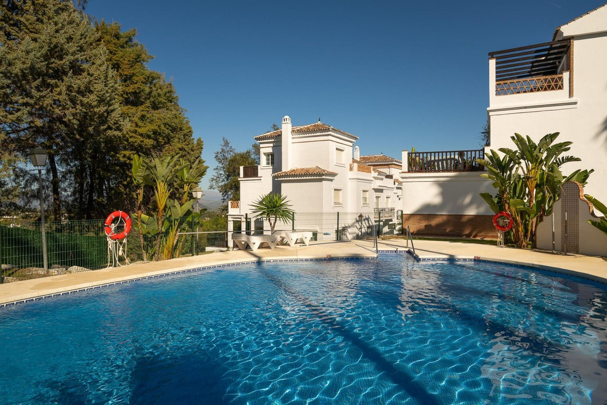 4 Bed Townhouse for sale in Alhaurín De La Torre Costa Del Sol, Málaga, Spain