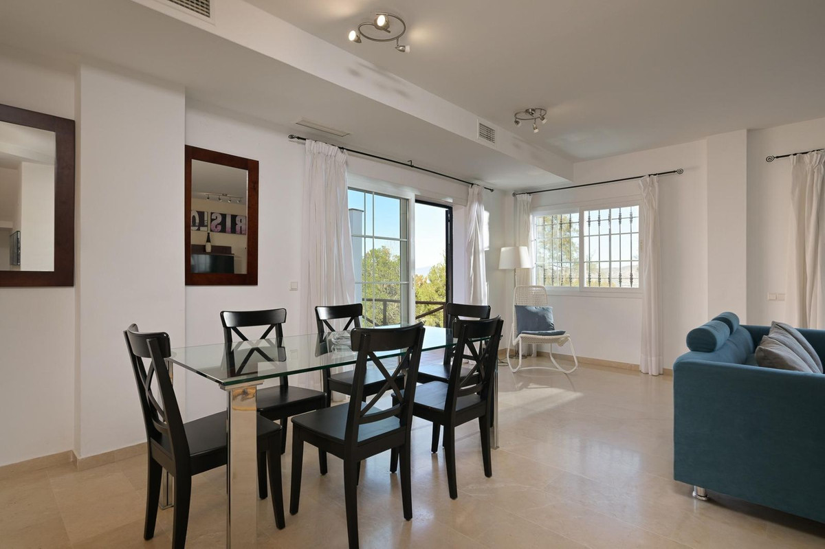 4 Bed Townhouse for sale in Alhaurín De La Torre Costa Del Sol, Málaga, Spain
