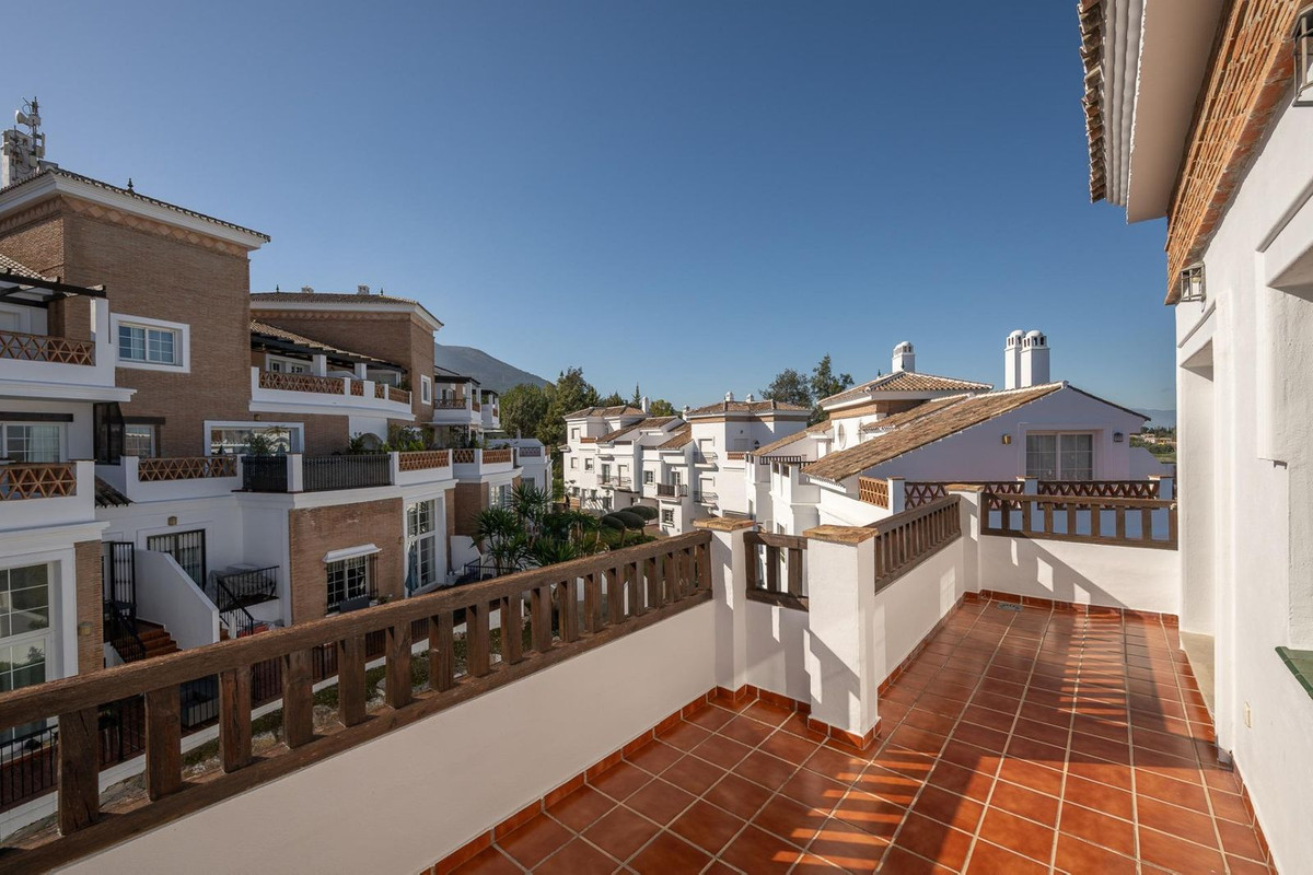 4 Bed Townhouse for sale in Alhaurín De La Torre Costa Del Sol, Málaga, Spain
