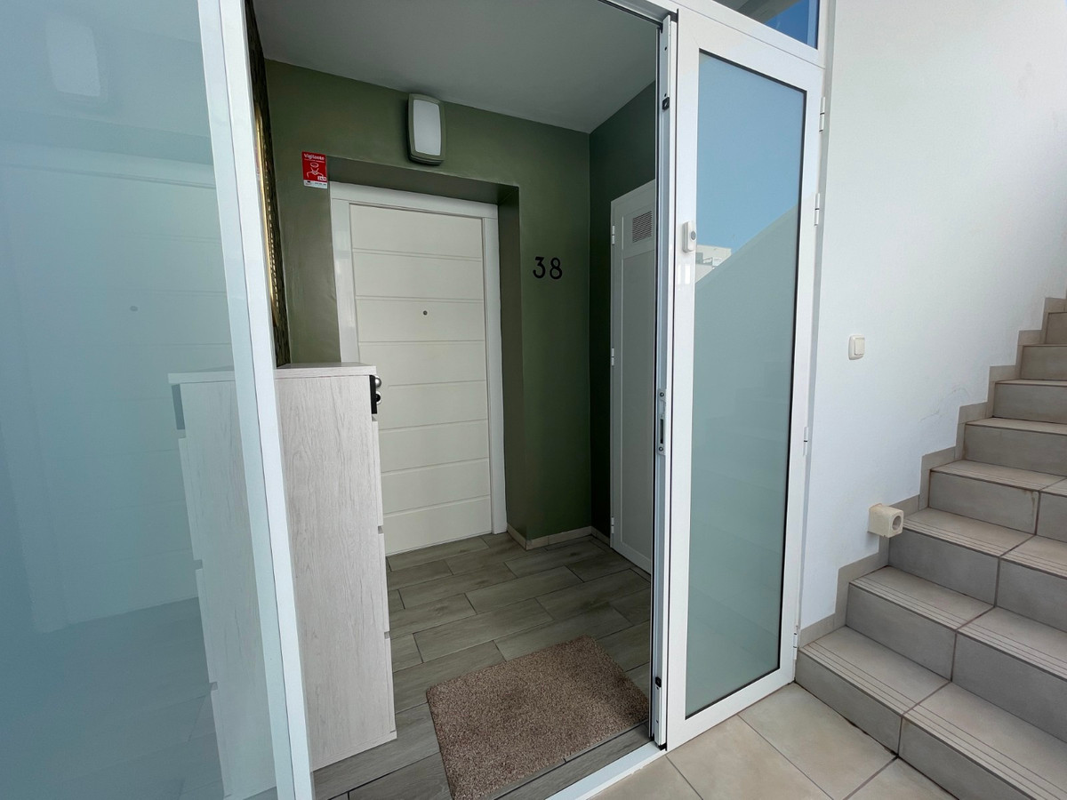 Se vende Apartamento Planta Baja de 2 dormitorios en Costa Blanca, Alicante, España