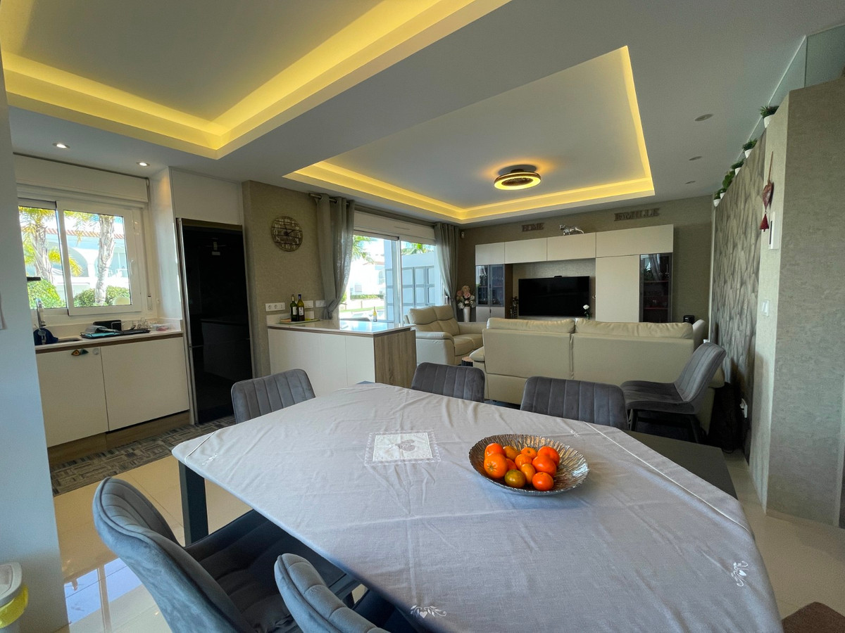 Se vende Apartamento Planta Baja de 2 dormitorios en Costa Blanca, Alicante, España