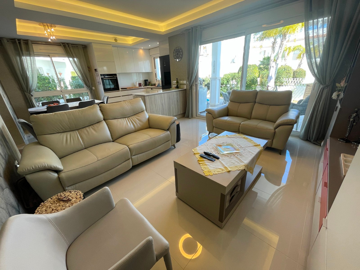 Se vende Apartamento Planta Baja de 2 dormitorios en Costa Blanca, Alicante, España