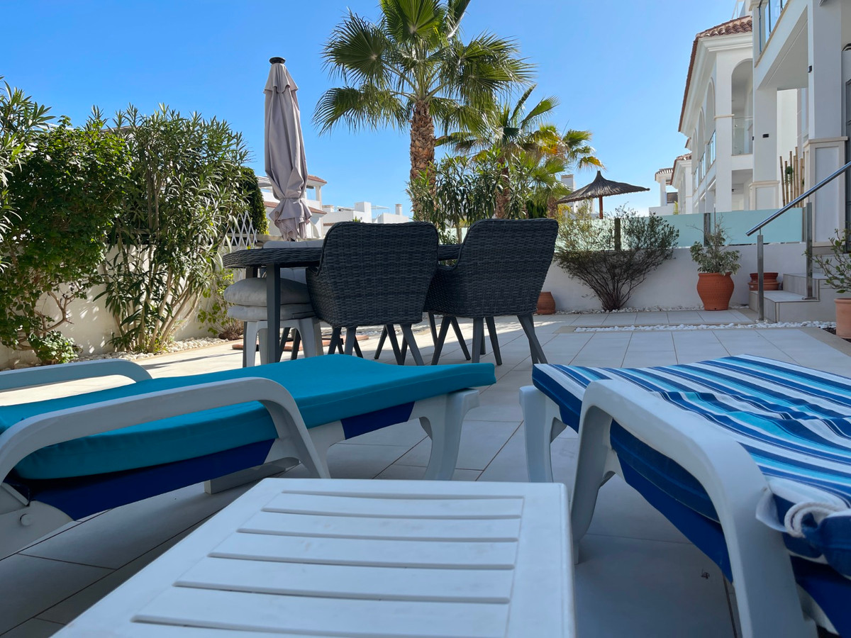 Se vende Apartamento Planta Baja de 2 dormitorios en Costa Blanca, Alicante, España