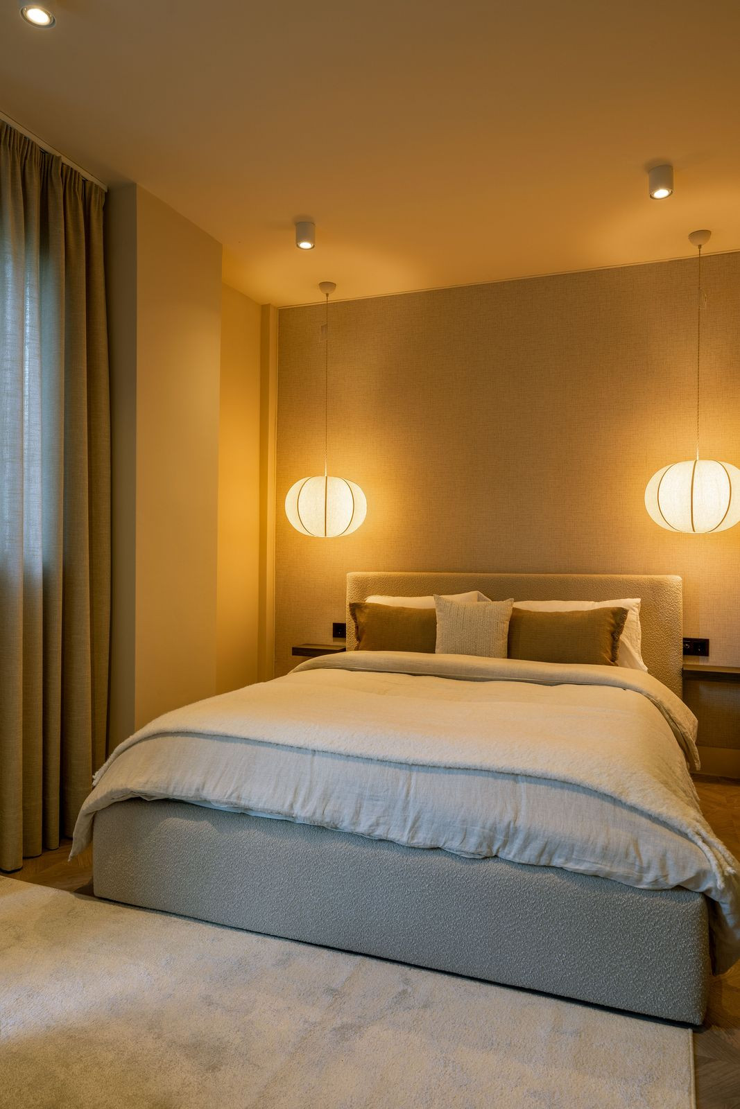 5 Bed Townhouse for sale in Nueva Andalucía Costa Del Sol, Málaga, Spain