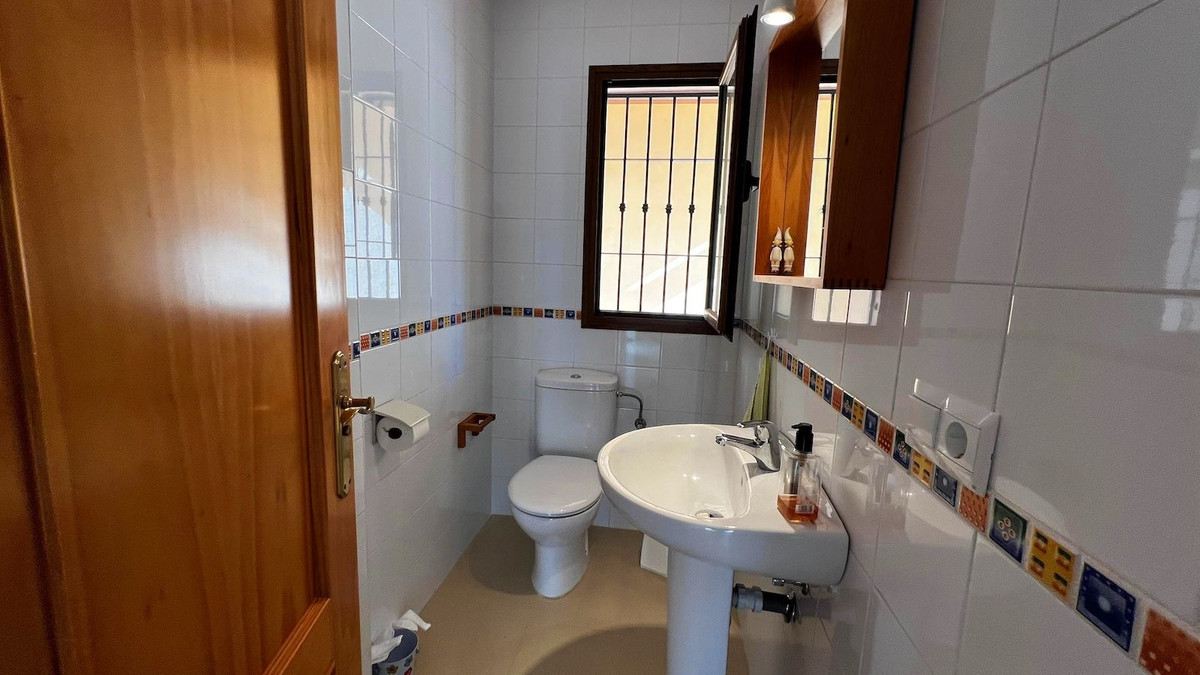 3 Bed Townhouse for sale in Nerja Costa Del Sol East, Málaga, Spain