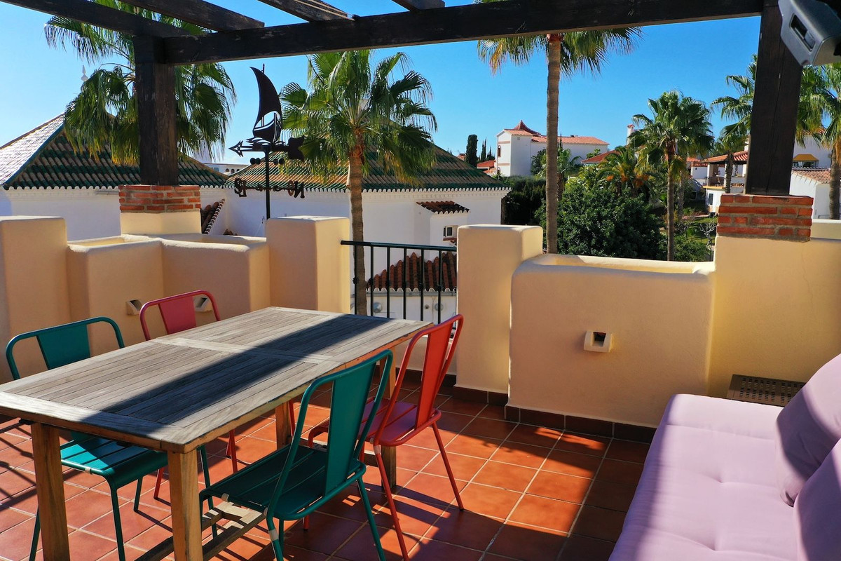 3 Bed Townhouse for sale in Nerja Costa Del Sol East, Málaga, Spain