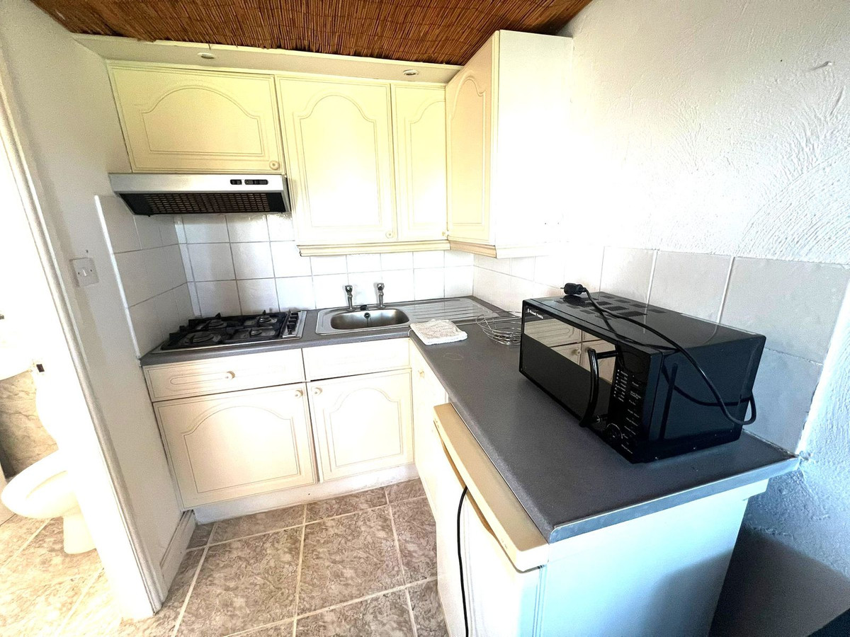 5 Bed Townhouse for sale in Coín Costa Del Sol, Málaga, Spain