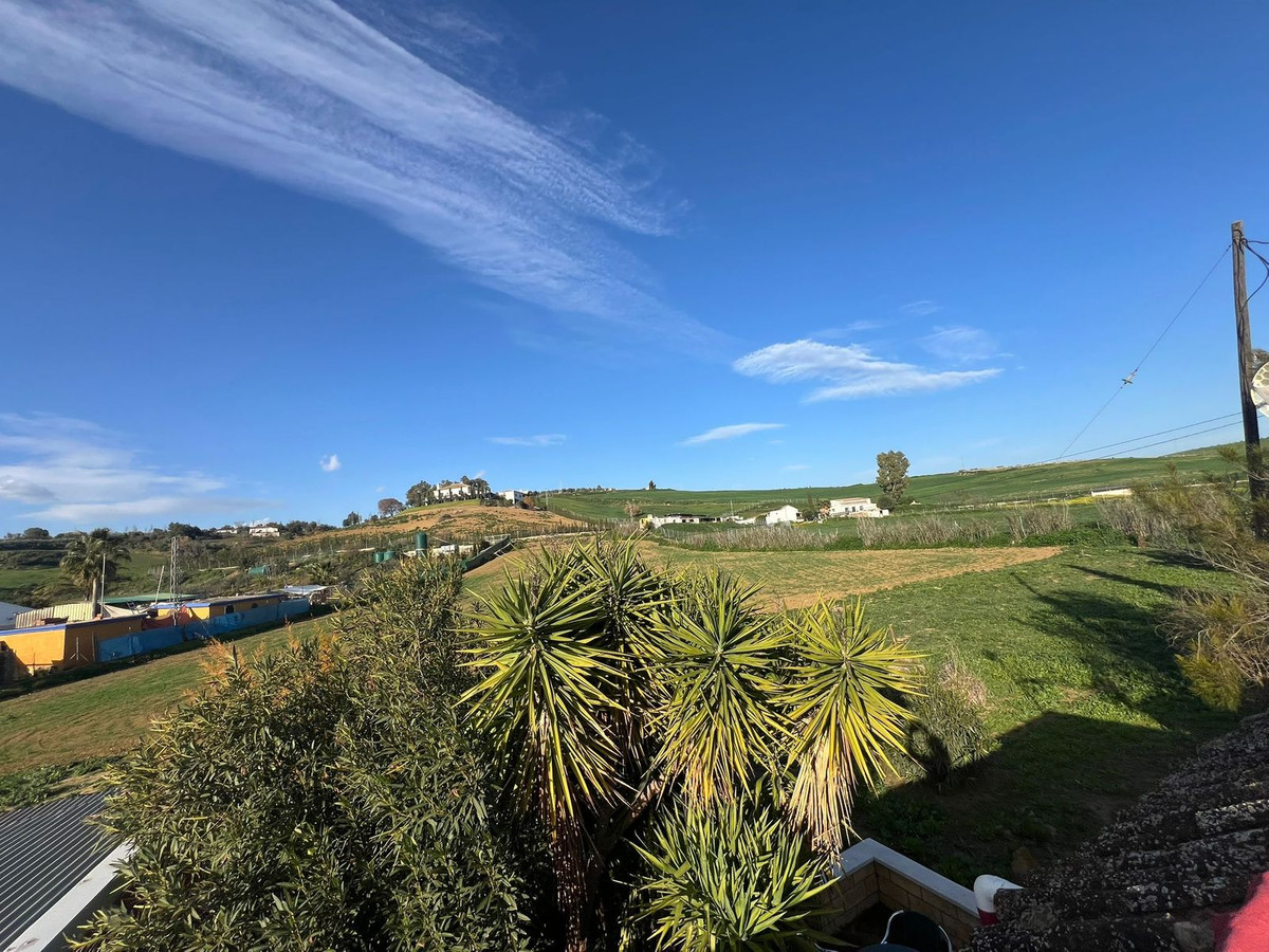 5 Bed Townhouse for sale in Coín Costa Del Sol, Málaga, Spain