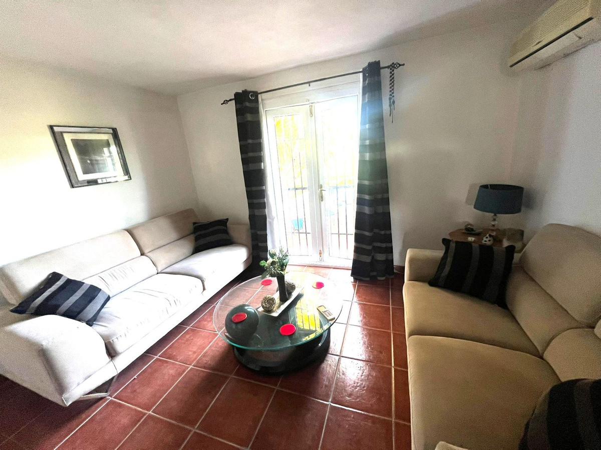 5 Bed Townhouse for sale in Coín Costa Del Sol, Málaga, Spain
