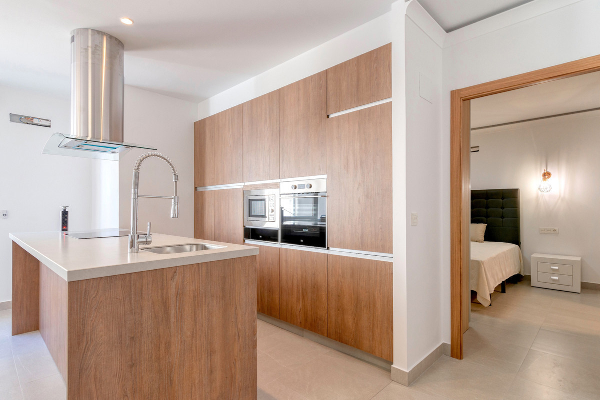 3 Bed Apartment for sale in Puerto Banús Costa Del Sol, Málaga, Spain