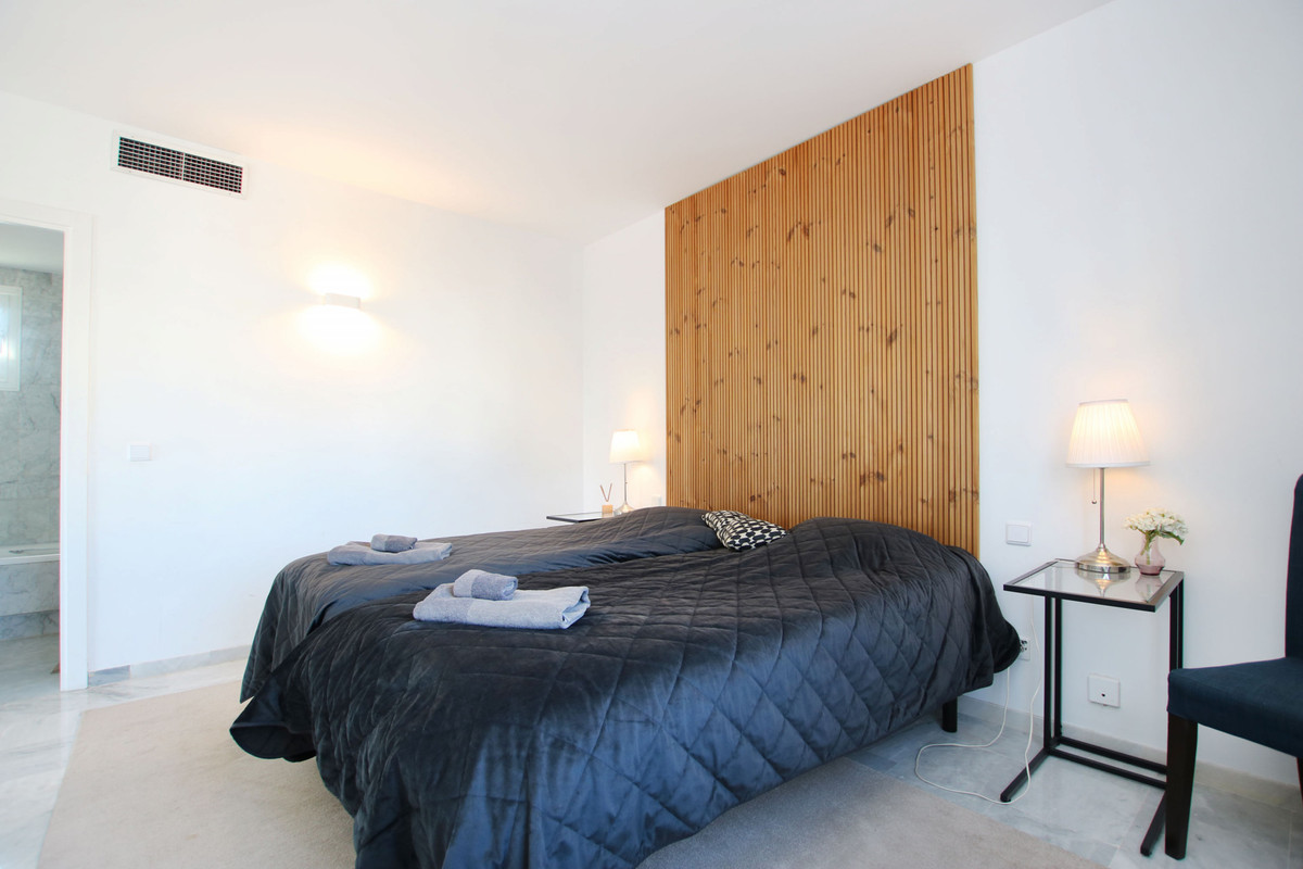 3 Bed Apartment for sale in Nueva Andalucía Costa Del Sol, Málaga, Spain