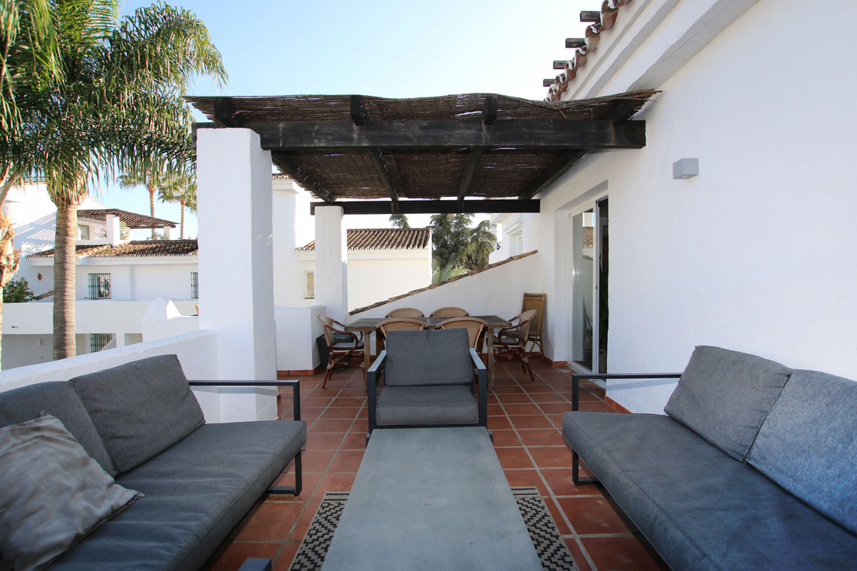 3 Bed Apartment for sale in Nueva Andalucía Costa Del Sol, Málaga, Spain