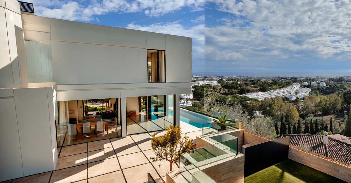 Se vende Villa - Chalet de 6 dormitorios en Costa Del Sol, Málaga, España