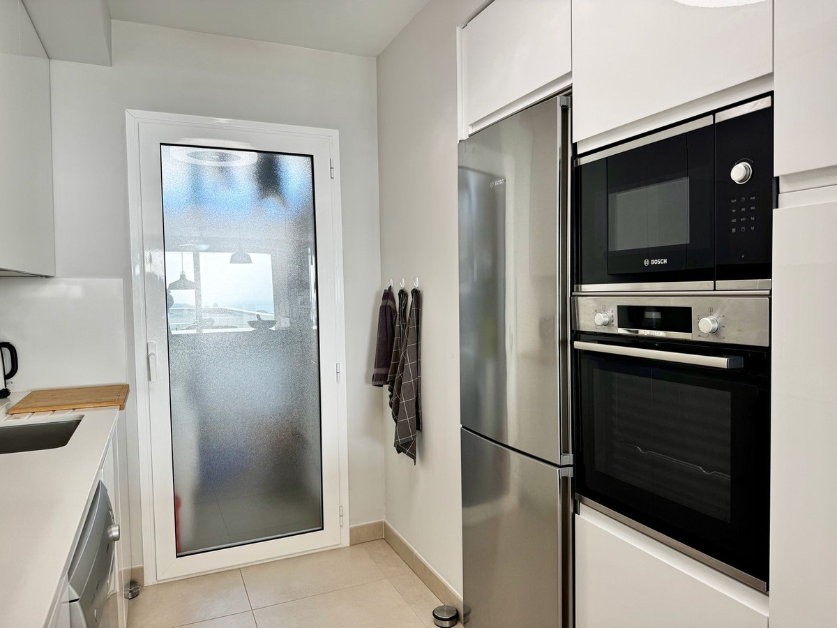 2 Bed Apartment for sale in Torreblanca Costa Del Sol, Málaga, Spain