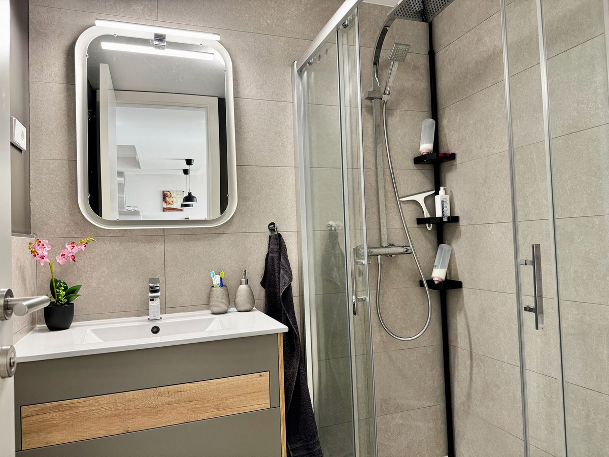 2 Bed Apartment for sale in Torreblanca Costa Del Sol, Málaga, Spain
