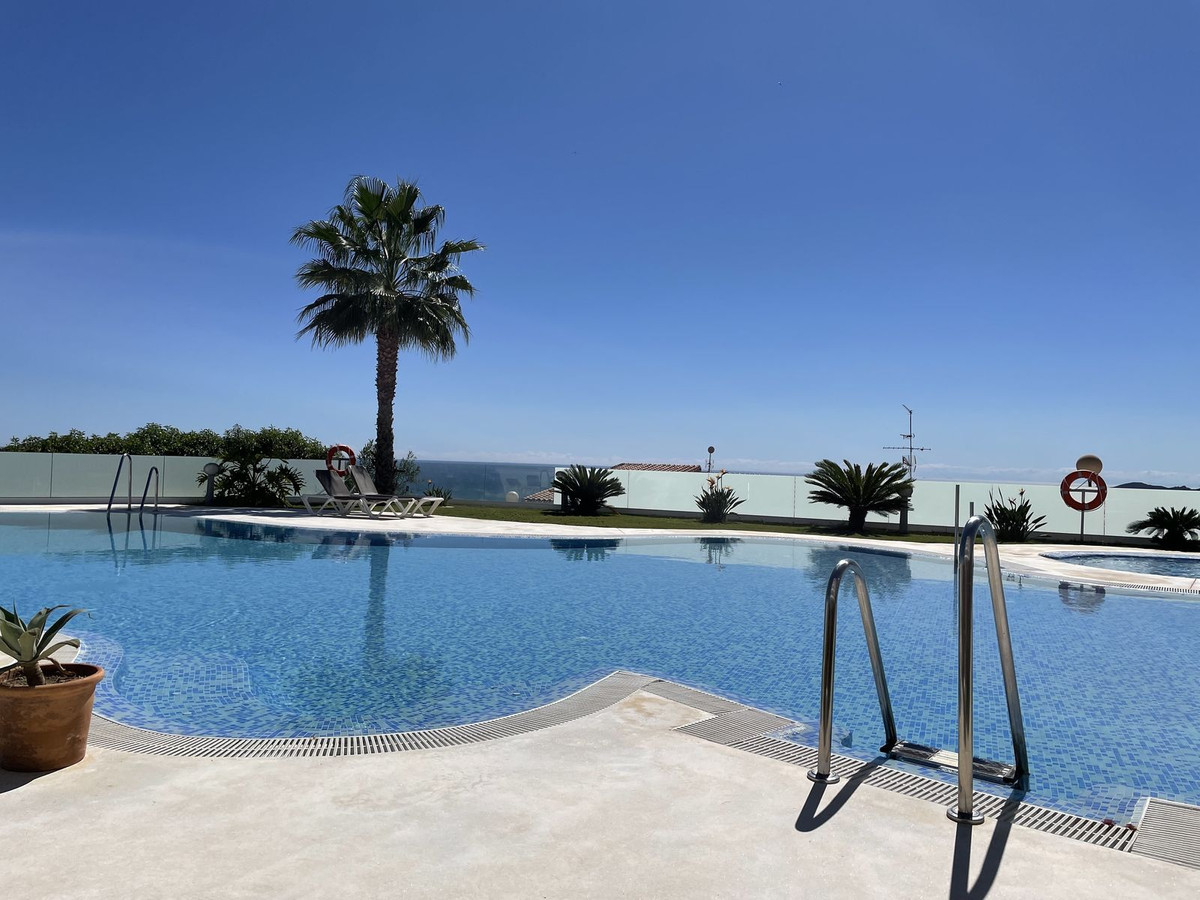 2 Bed Apartment for sale in Torreblanca Costa Del Sol, Málaga, Spain