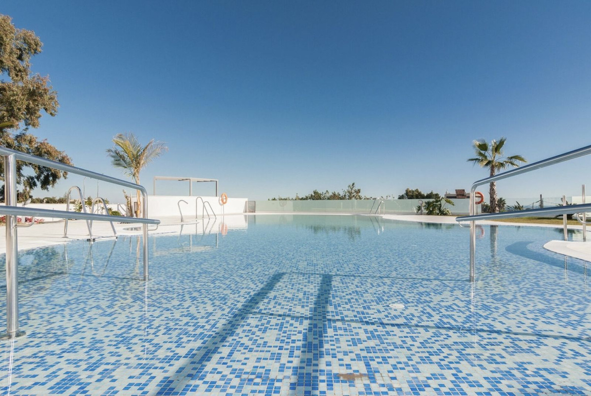2 Bed Apartment for sale in Torreblanca Costa Del Sol, Málaga, Spain