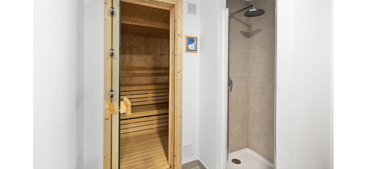 2 Bed Apartment for sale in Torreblanca Costa Del Sol, Málaga, Spain