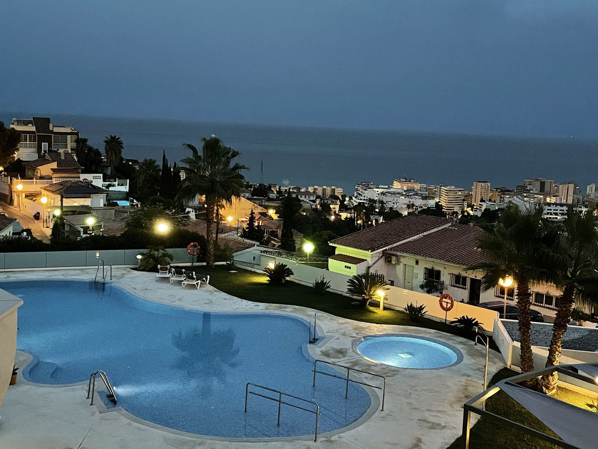 2 Bed Apartment for sale in Torreblanca Costa Del Sol, Málaga, Spain