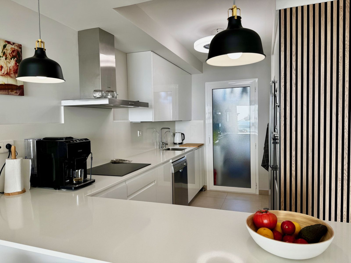2 Bed Apartment for sale in Torreblanca Costa Del Sol, Málaga, Spain