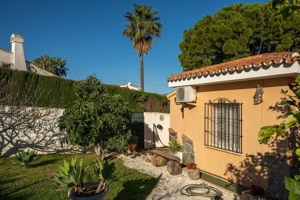 3 Bed Townhouse for sale in Alhaurín El Grande Costa Del Sol, Málaga, Spain