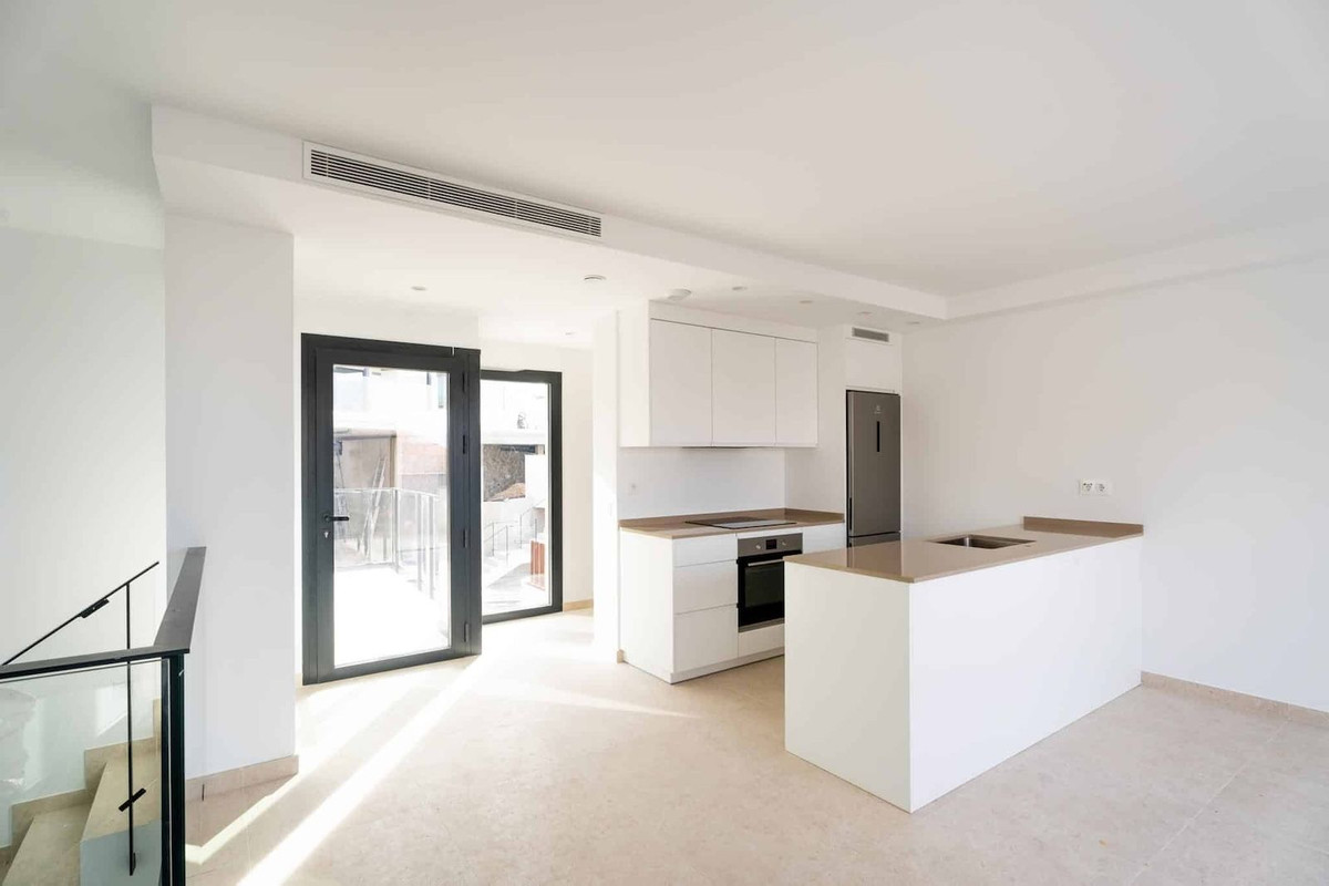 Se vende Adosada de 3 dormitorios en Costa Del Sol East, Málaga, España