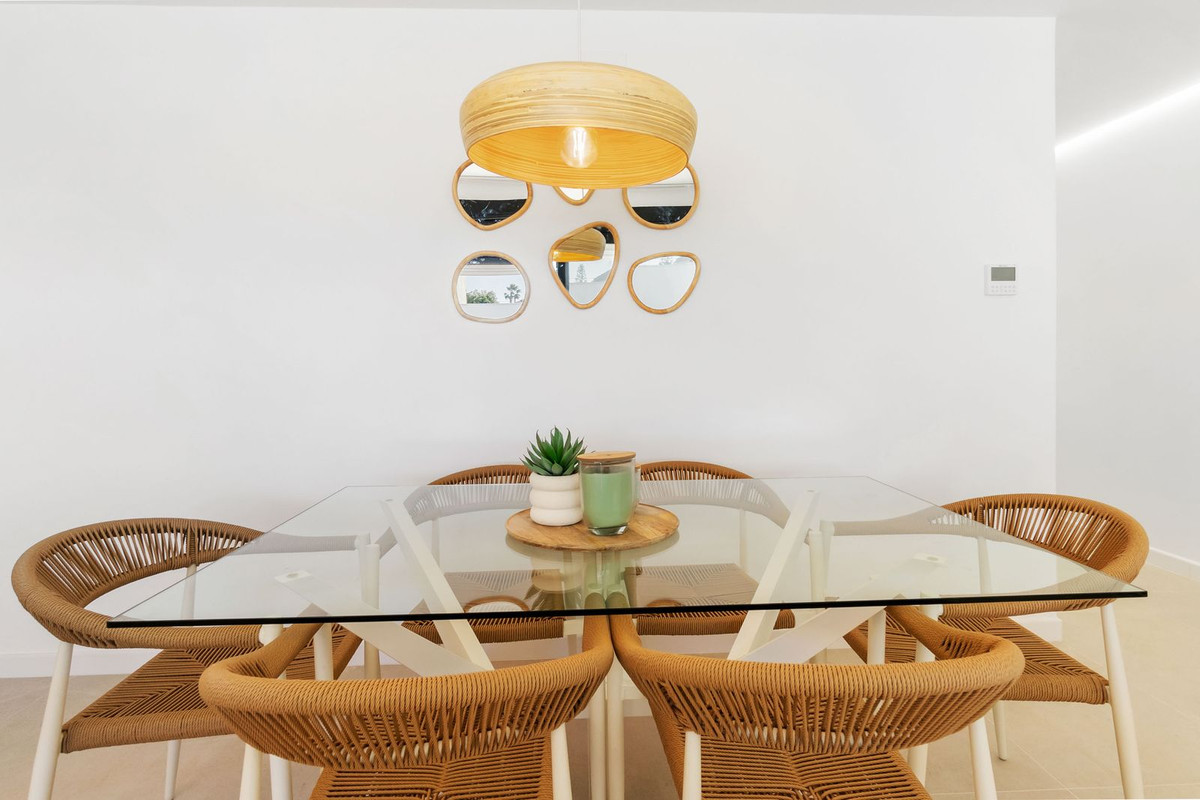 Se vende Villa - Chalet de 3 dormitorios en Costa Blanca, Alicante, España