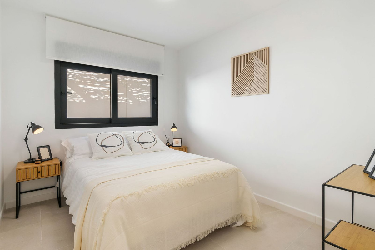 Se vende Villa - Chalet de 3 dormitorios en Costa Blanca, Alicante, España