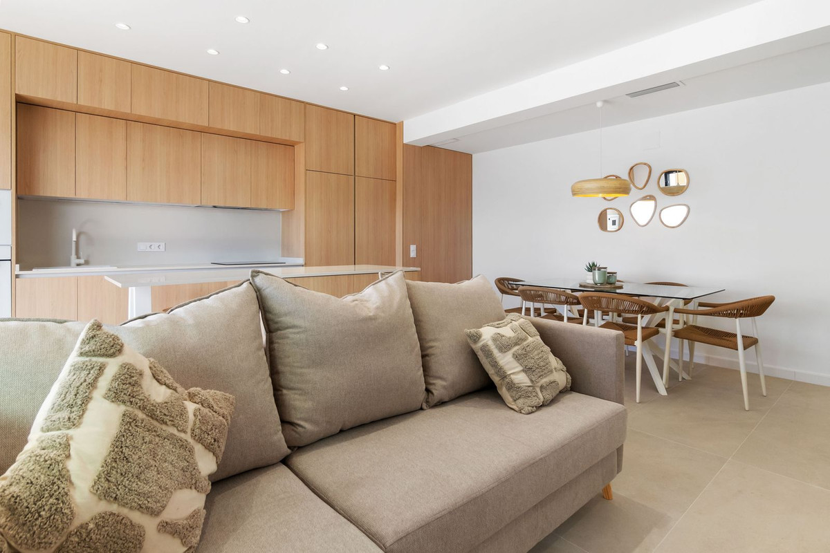 Se vende Villa - Chalet de 3 dormitorios en Costa Blanca, Alicante, España