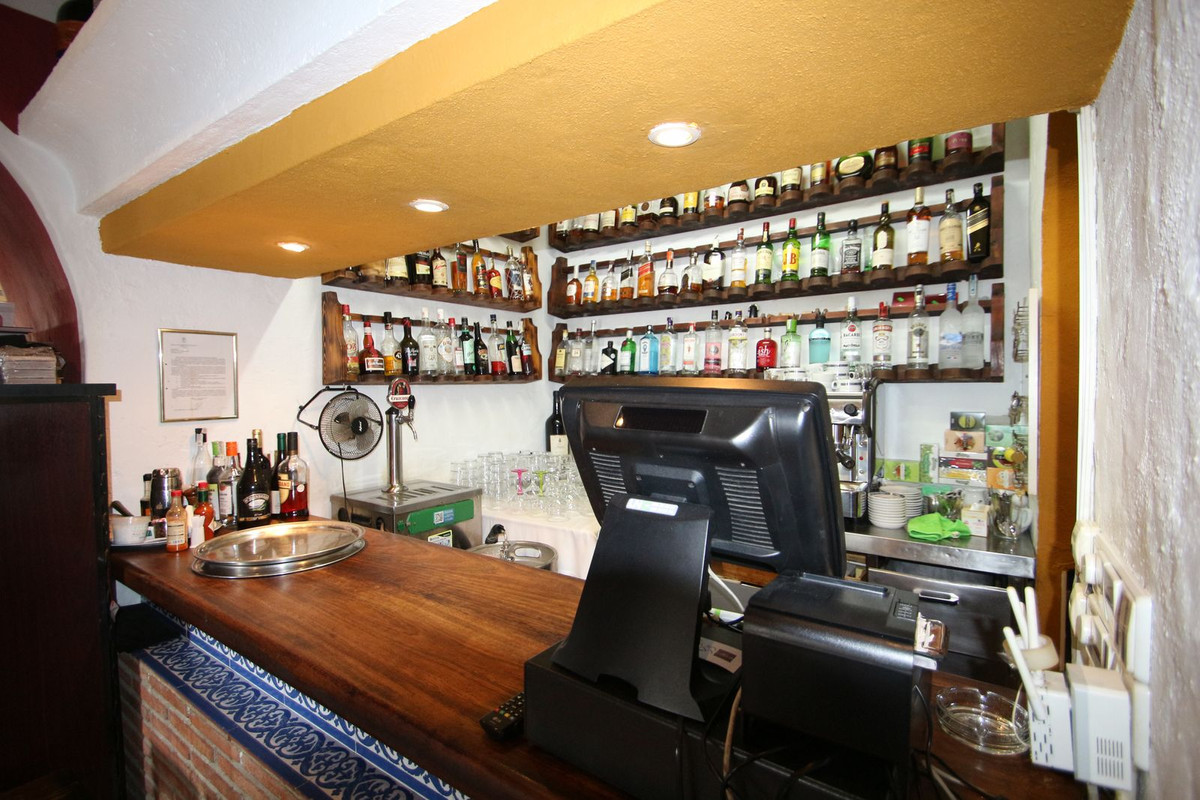 Se vende Restaurante de 2 dormitorios en Costa Del Sol, Málaga, España
