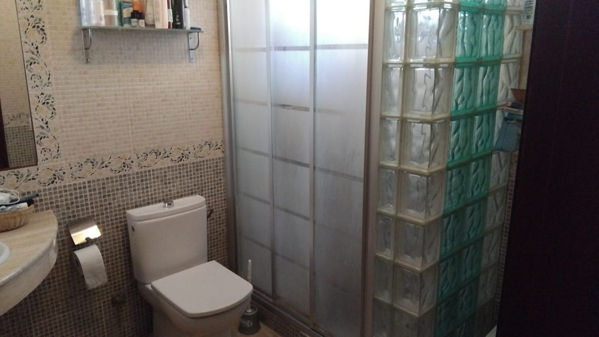 Se vende Restaurante de 2 dormitorios en Costa Del Sol, Málaga, España