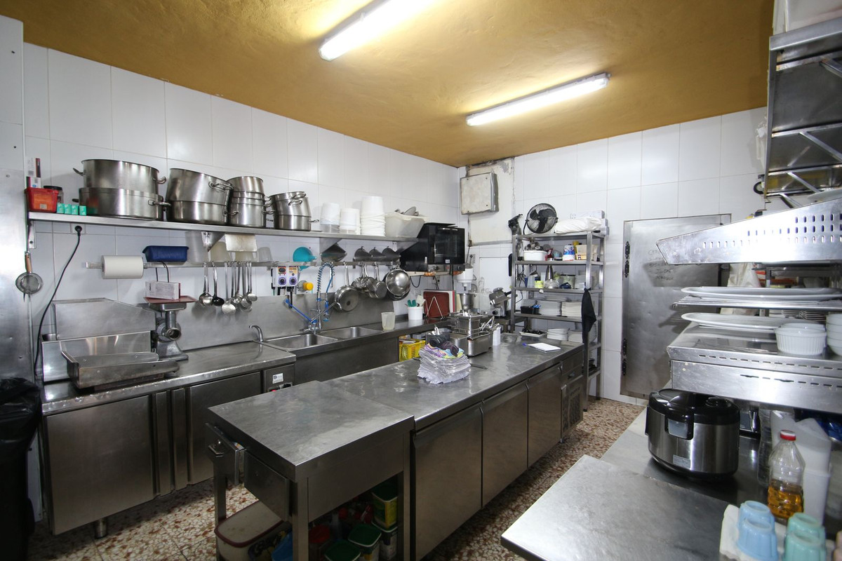 Se vende Restaurante de 2 dormitorios en Costa Del Sol, Málaga, España