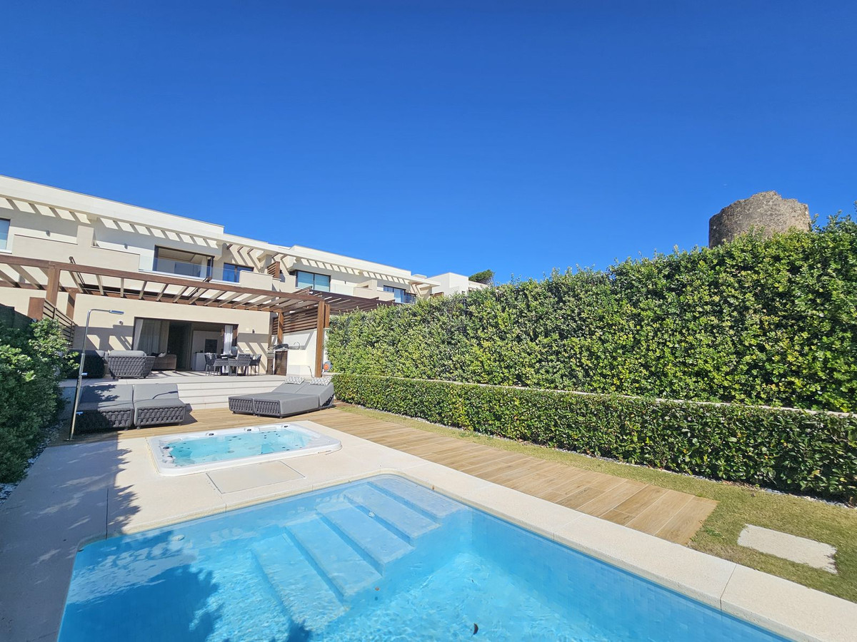 Se vende Adosada de 4 dormitorios en Costa Del Sol, Málaga, España