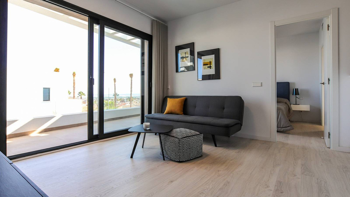 Se vende Villa - Chalet de 3 dormitorios en Costa Blanca, Alicante, España