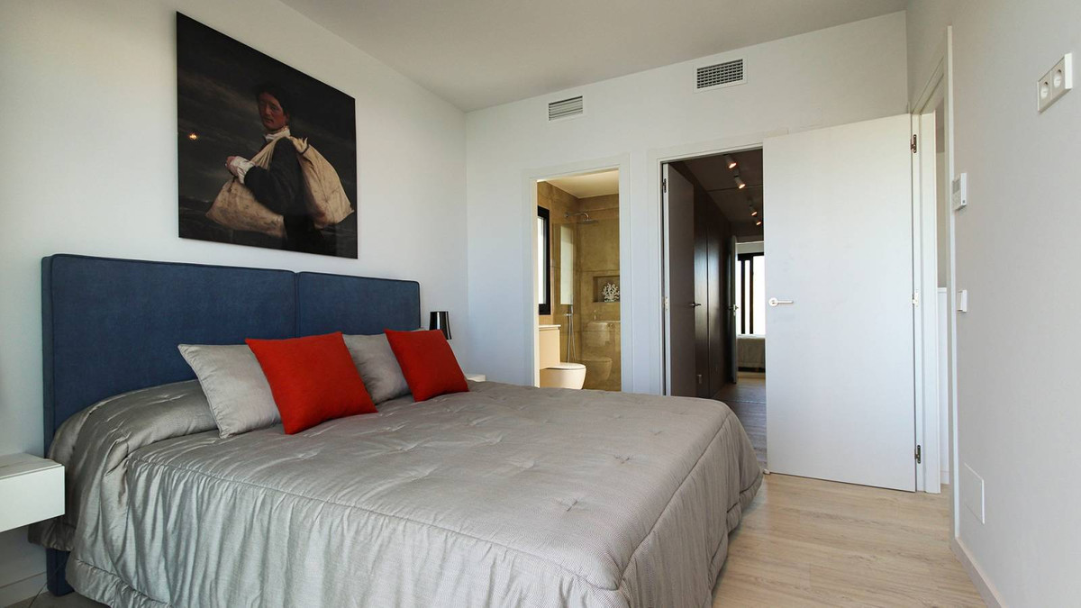 Se vende Villa - Chalet de 3 dormitorios en Costa Blanca, Alicante, España