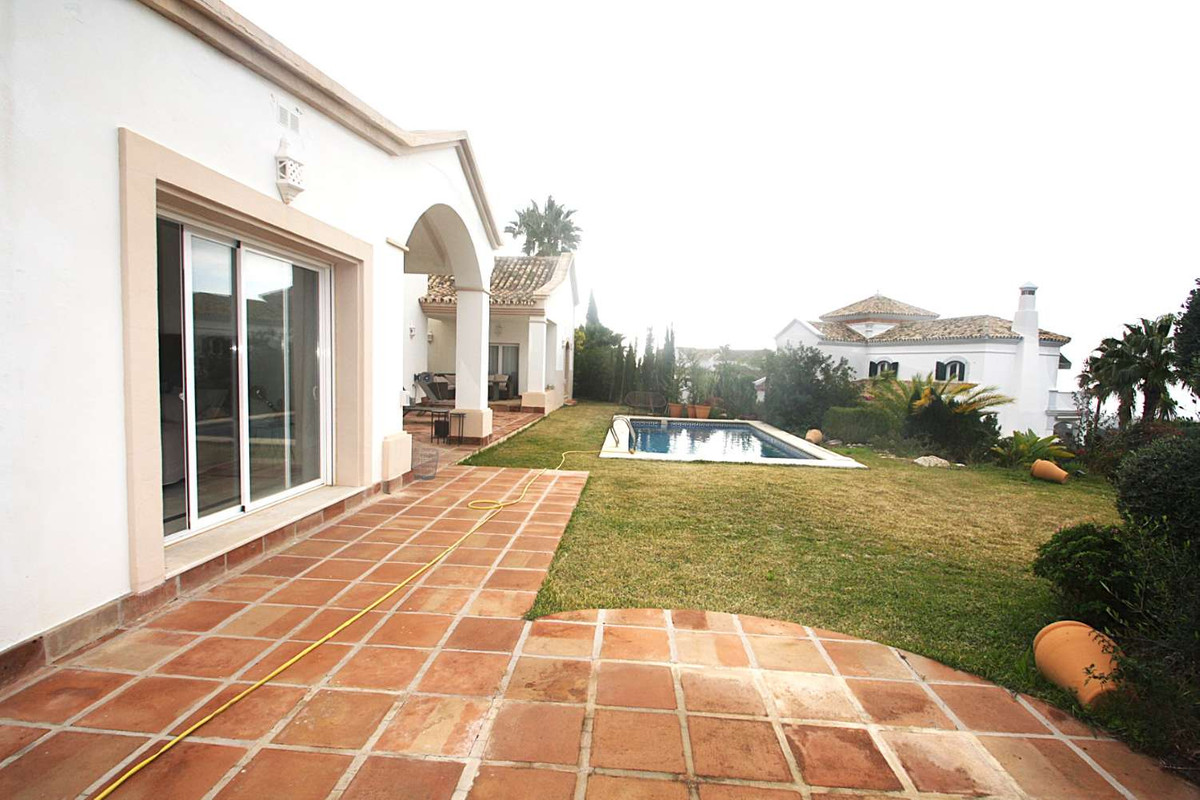 4 Bed Townhouse for sale in Istán Costa Del Sol, Málaga, Spain