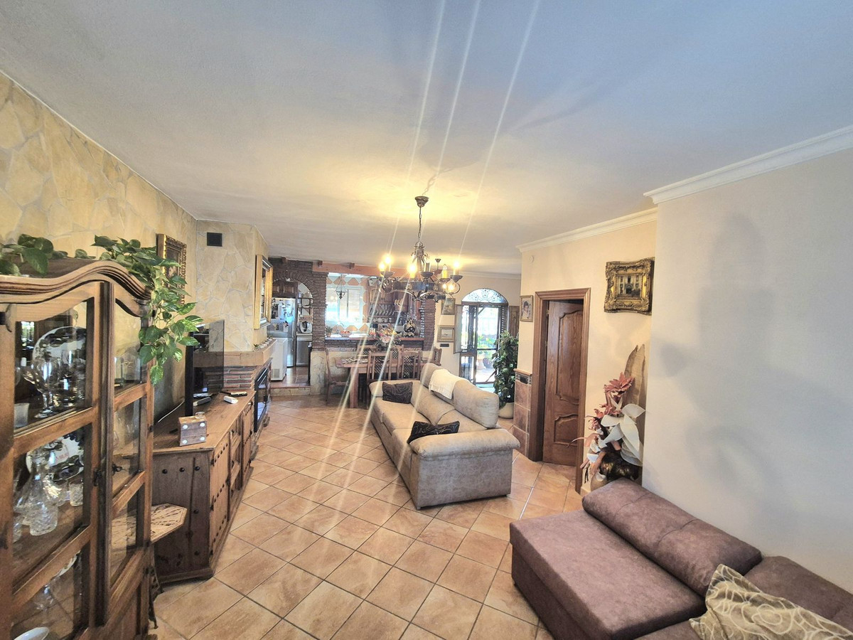 Se vende Pareada de 4 dormitorios en Costa Del Sol, Málaga, España