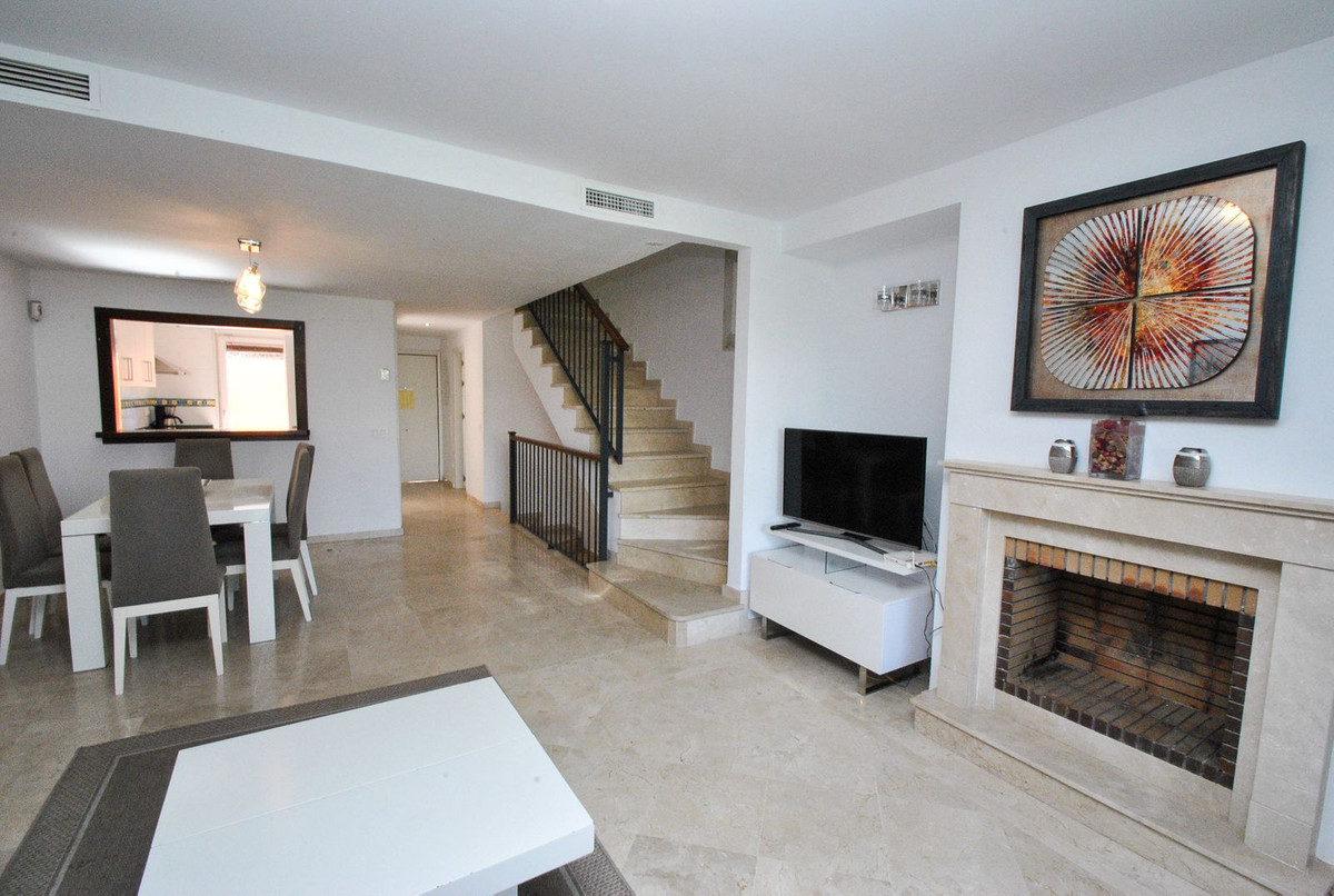 4 Bed Townhouse for sale in Cabopino Costa Del Sol, Málaga, Spain