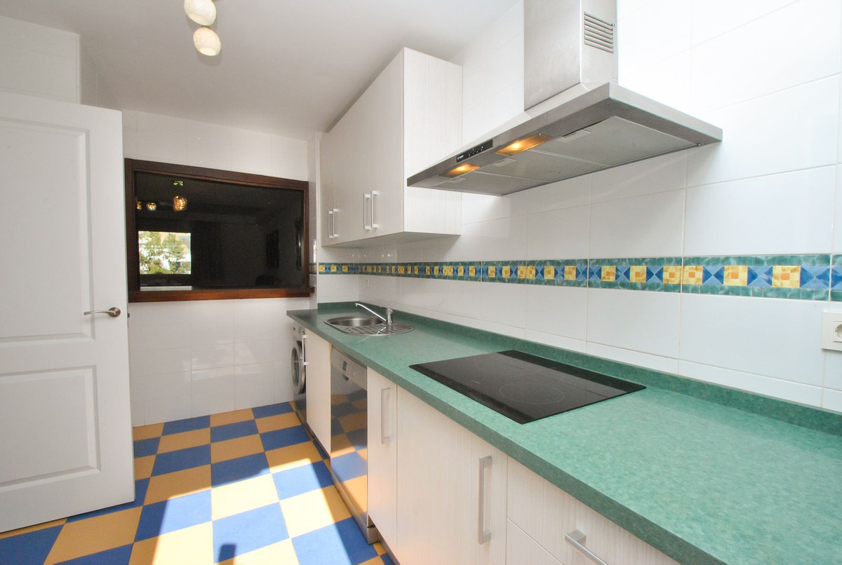 4 Bed Townhouse for sale in Cabopino Costa Del Sol, Málaga, Spain