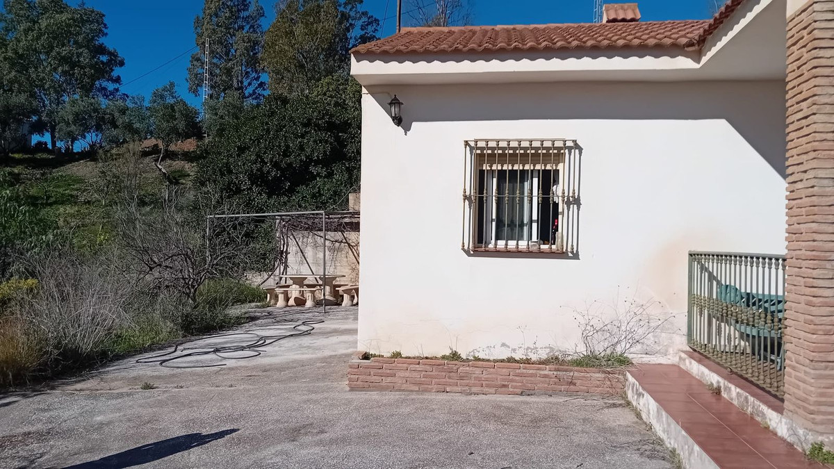 Se vende Finca - Cortijo de 4 dormitorios en Costa Del Sol, Málaga, España