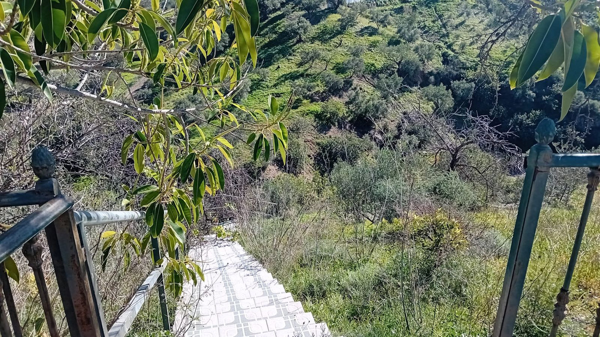 Se vende Finca - Cortijo de 4 dormitorios en Costa Del Sol, Málaga, España