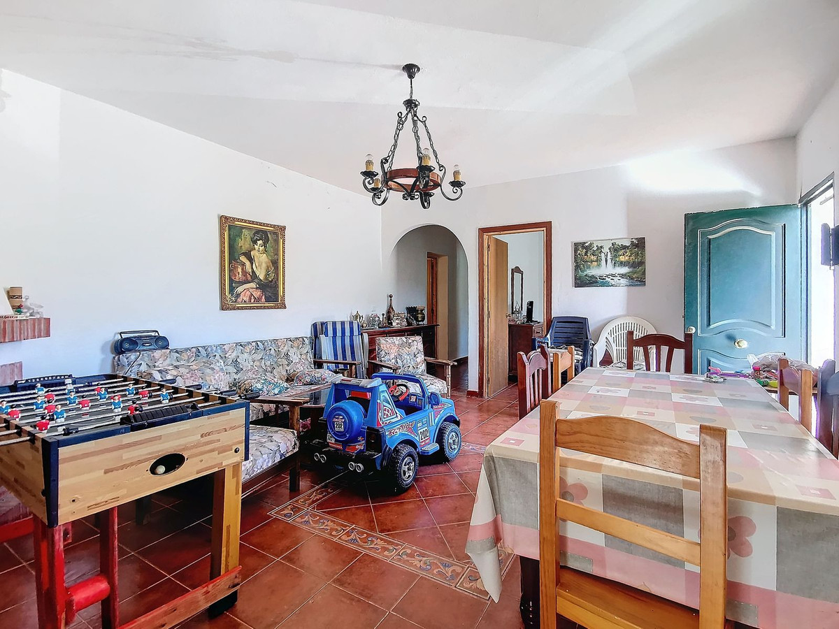 Se vende Finca - Cortijo de 4 dormitorios en Costa Del Sol, Málaga, España