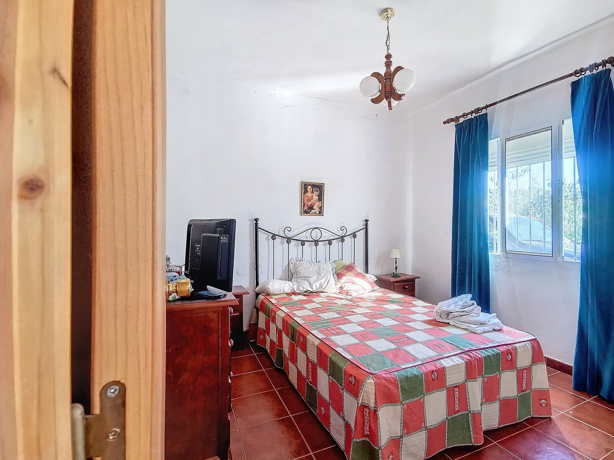 Se vende Finca - Cortijo de 4 dormitorios en Costa Del Sol, Málaga, España