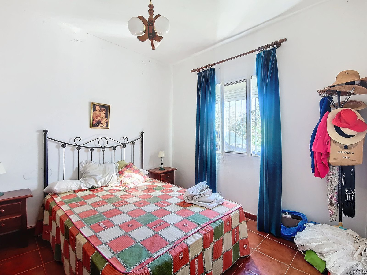 Se vende Finca - Cortijo de 4 dormitorios en Costa Del Sol, Málaga, España