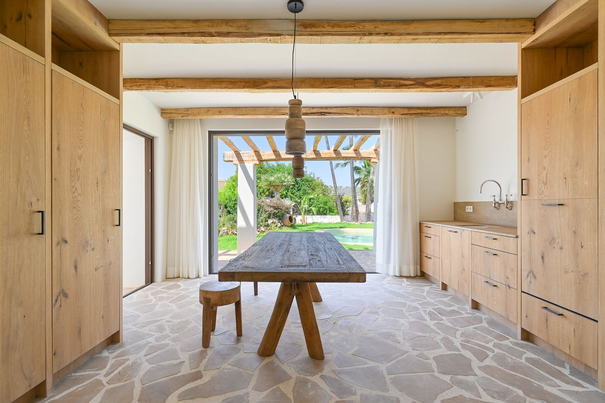 5 Bed Townhouse for sale in Benissa Costa Blanca, Alicante, Spain