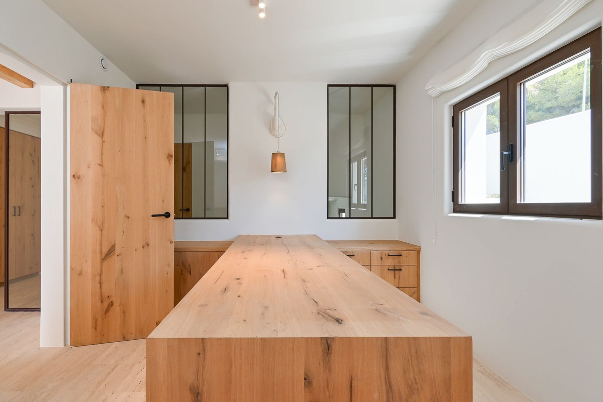 5 Bed Townhouse for sale in Benissa Costa Blanca, Alicante, Spain