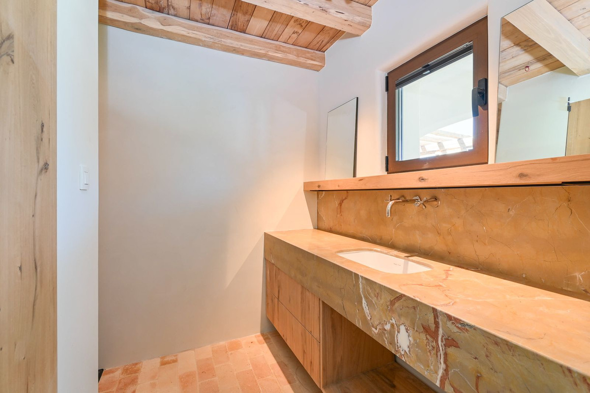 5 Bed Townhouse for sale in Benissa Costa Blanca, Alicante, Spain