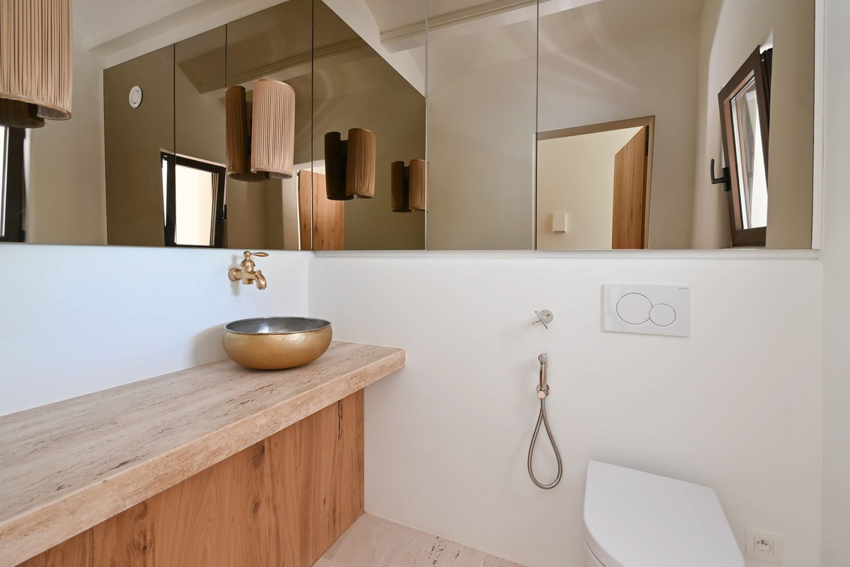 5 Bed Townhouse for sale in Benissa Costa Blanca, Alicante, Spain