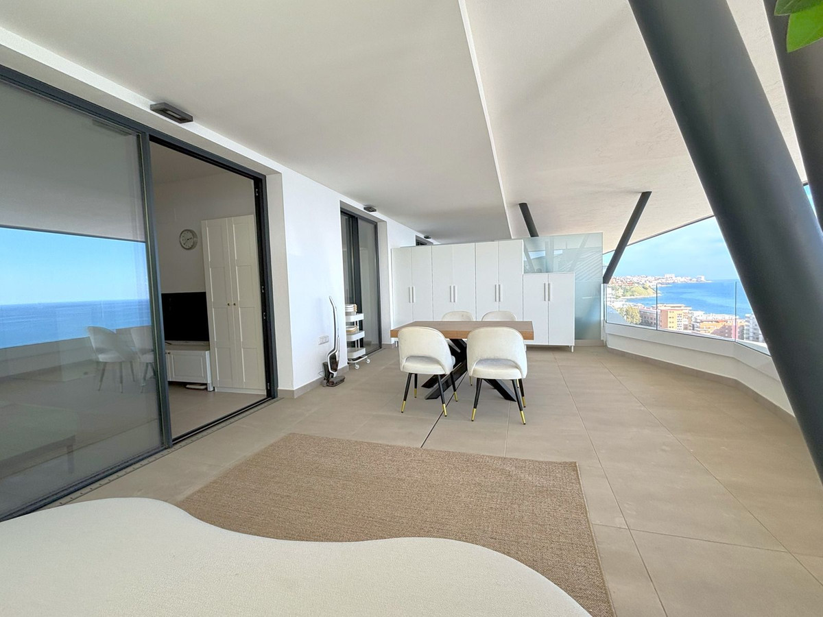 2 Bed Apartment for sale in Fuengirola Costa Del Sol, Málaga, Spain
